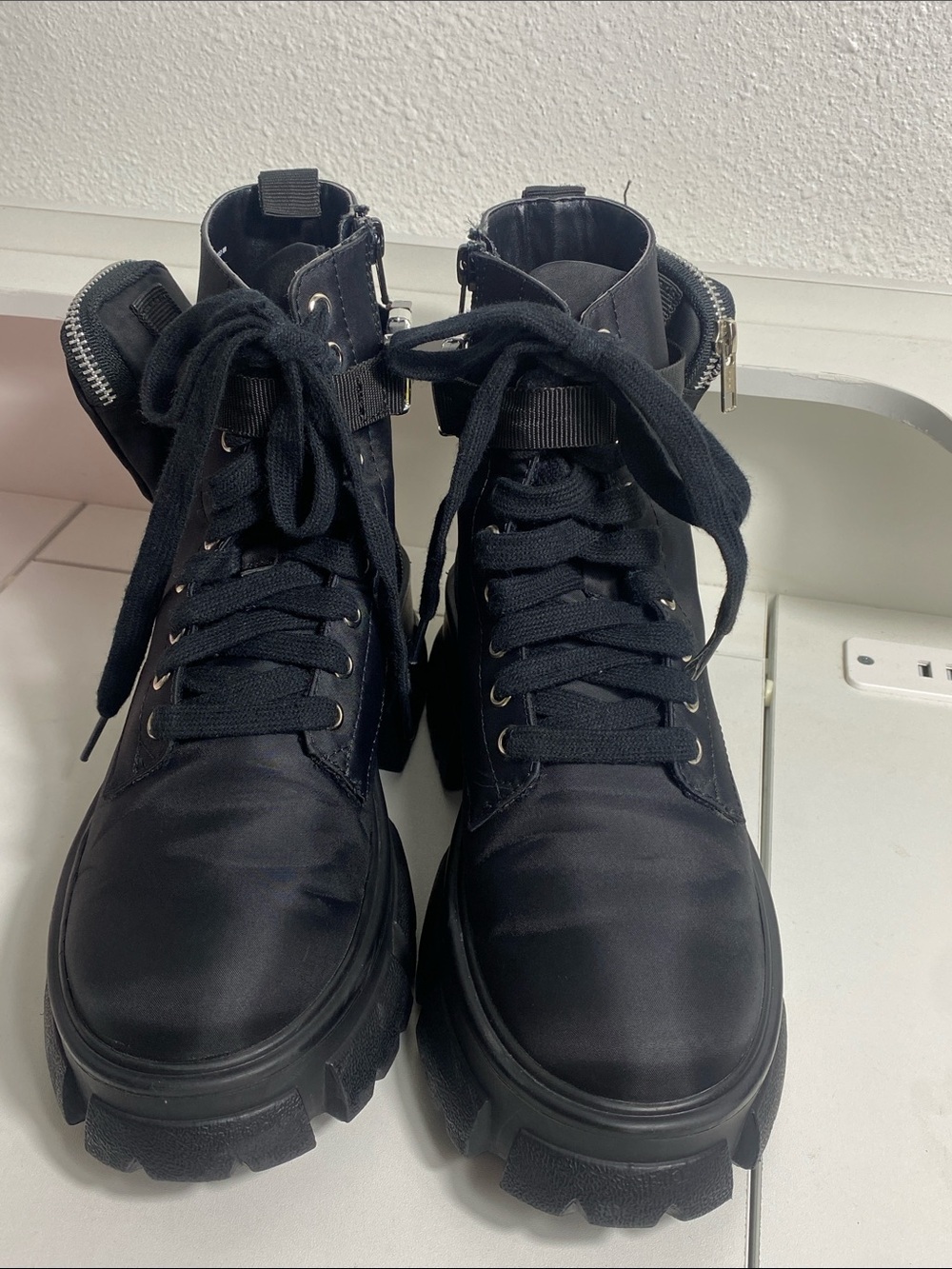 Steve Madden Black Combat Moto Boots with Lace-Up Front Size 8